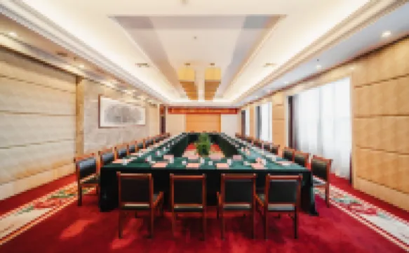 โรงแรมนานาชาติวอร์วิค หยุนเหอ