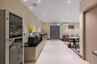Rest Comfort Hotel , Weihui Biggan Avenue - breakfast