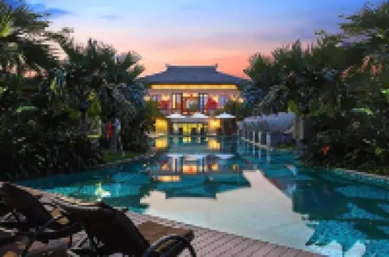 Loosen Coast Resort Villas Hotels in 