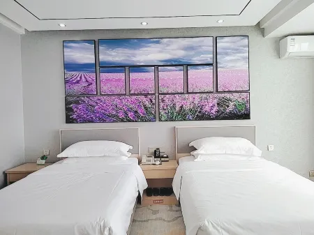 Zhongyi International Hotel Отели рядом с достопримечательностью «Jiangjunyuan»