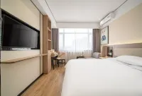 Grace Inn Hotel (Jinan Gangcheng District Gangdu Avenue Yinzuo Mall) Hotels in Gangcheng District
