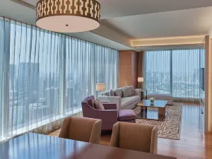 Grand Hyatt Manila