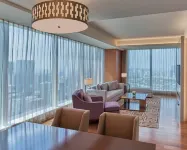 Grand Hyatt Manila Hotel in zona TUP Faculty of Civil Engineering and Allied Majors