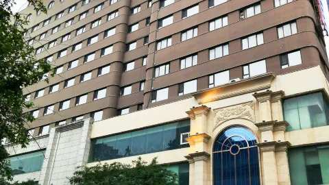 관팅 홀리데이 호텔 in 번시
