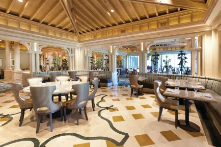 Mandalay Bay Resort and Casino