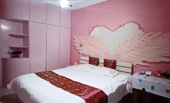 Poolside Tree Theme Homestay