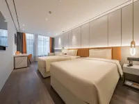 Shanghai Wujiaochang INNO Chuangzhi Atour X Hotel Hotels near Sanmen Road Station