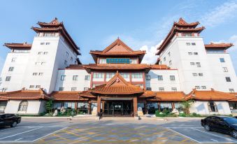Maision New Century Hotel Yingzhou Yancheng - Housity