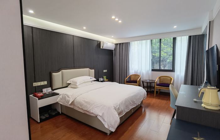 Yiyuan Hotel