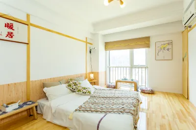 Hongxiyuan Hotel Apartment (Dalian Wanda Plaza Maritime University)