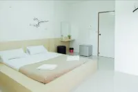 Cheaper Room Hotels in Surat Thani