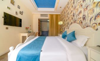 Longhai Yuelaiden Hotel