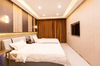 Liaoyang Zhuoyue Hotel