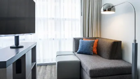 Hyatt House Washington DC/The Wharf Отели рядом с достопримечательностью «56 Сигнерс оф Деклерейшен оф Индепенденс Мемориал»