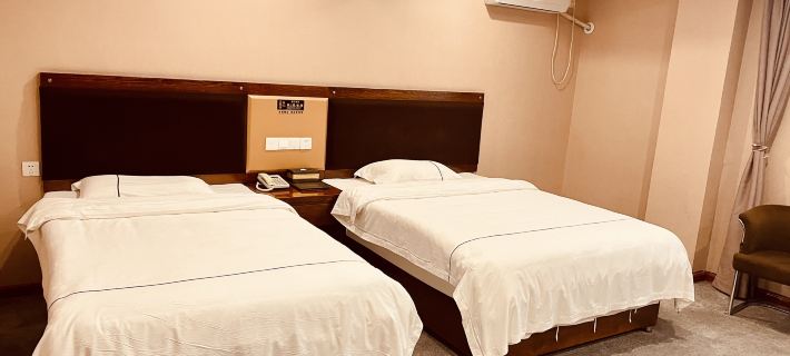 Pingli Jinyang Hotel Hotel di Pingli County