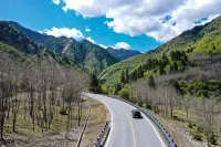 Yunjian Mountain Hotel (Jiuzhaigou Goukou)