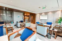 Xinyi Hotel (Neijiang High-Speed Railway North Station Normal College)