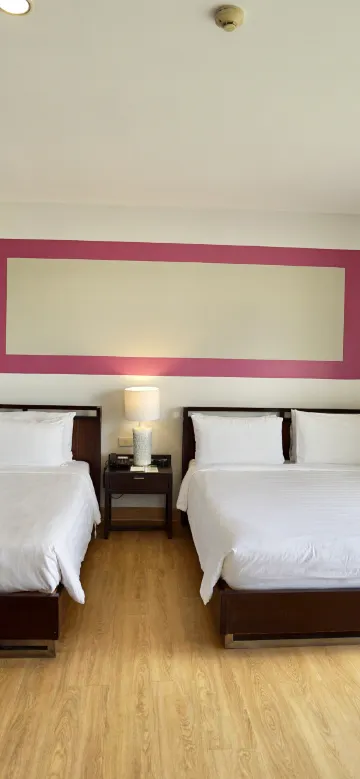 ห้องดีลักซ์ มีระเบียง