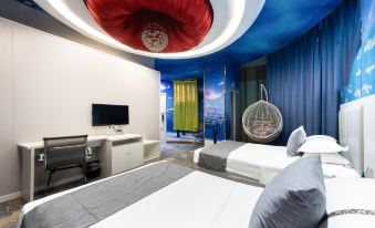 JinDaLai City Hotel (chuhehan Street Hongshan Square subway station store)