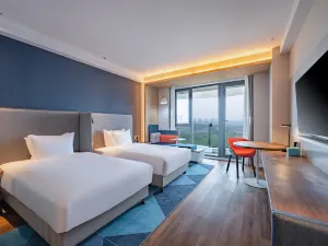 Holiday Inn Express Huludao Seaview, an IHG Hotel
