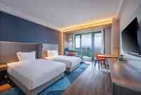 Holiday Inn Express Huludao Seaview, an IHG Hotel