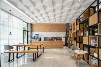 Xian Hotel (Hezhou Municipal Plaza Store)
