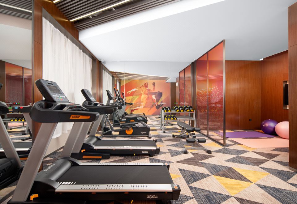 3. 햄튼 바이 힐튼..