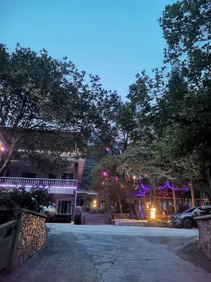 Hongkou Bubugao Hotel