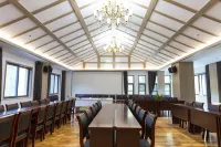 Xuancheng ZhiYuan Impression Hotel