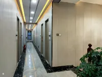Dongfeng Grand Hotel (Yanshiping)