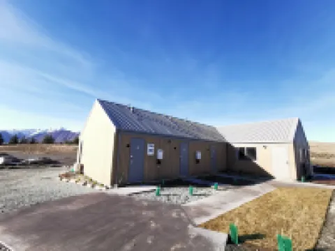 Skyrim Lodge Hotels in Lake Tekapo