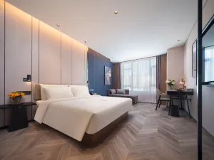 Yuncheng Pu'an Street Atour Hotel