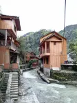 Deqi Miaozhai Guiyuan Tianju Hotels near Dehang Canyon