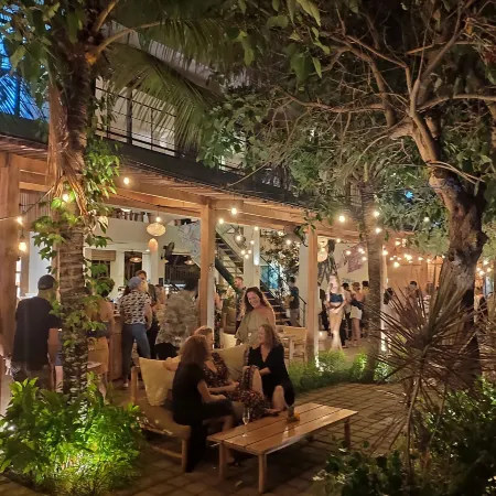ZIN Canggu Resort & Villas Отели рядом с достопримечательностью «Пляж Чангу»
