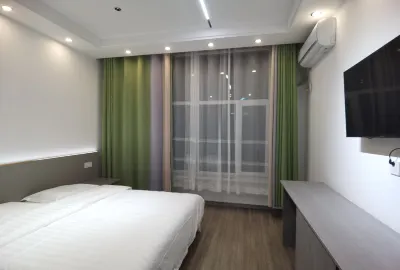 Yijia Business Hotel, Wuduntao Haizhen Hotels near Hongshan Lake