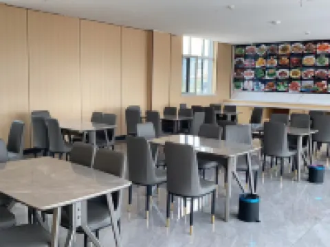 Wanxuan Hotel Hotels in Nanpi