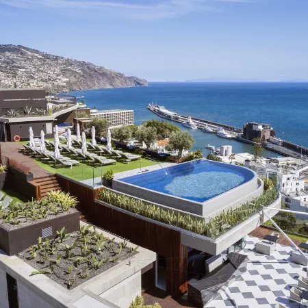 The Reserve - the Leading Hotels of the World - Savoy Signature
