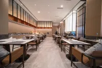 Renhuai Qiancheng Jinhe Hotel - 4-Star
