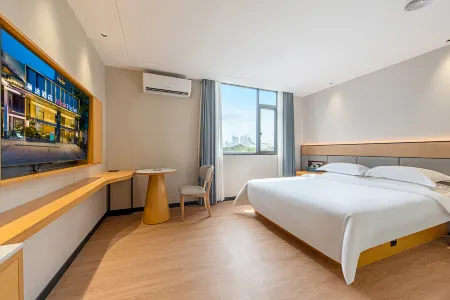 Mantu Hotel, Guangzhou Huangpu Ancient Port Pazhou Convention and Exhibition Center Отели рядом с достопримечательностью «Historic Site of Ancient Whampoa Anchorage»