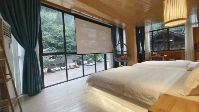 Jishou Delu Aya Inn