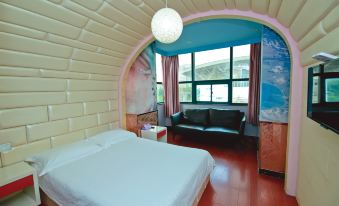 Yijia Hotel (Zhenjiang Jiangsu University)