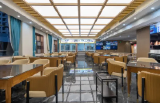 環球6萬里·國際飯店（成都火車南站地鐵站店）