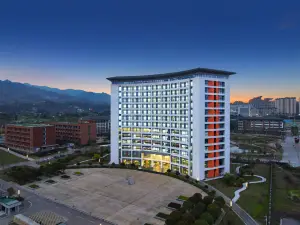 Linshui yinding hotel