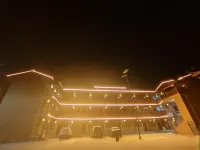 鄉遇白馬精品民宿（白馬藏族民俗博物館店） 王朗大熊貓探秘營地附近的飯店