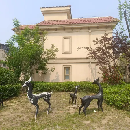 Yufeng Beach Resort B&B (Tangshan Bay Beach Store)