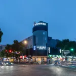 藝龍海雅飯店（寧波餘姚陽明古鎮店） - 2 星級