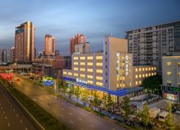 Floral Hotel·Gwangneung County Hotel