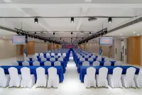 Pengshui Jinhongyuan International Hotel (Liangjiang Square Branch)