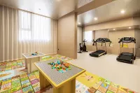 Jinxiang Courtyard-Style Resort Hotel (Datong Ancient City Beidu Street)