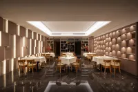 Lantuo Hotel (Dazhou Luofu Square Branch